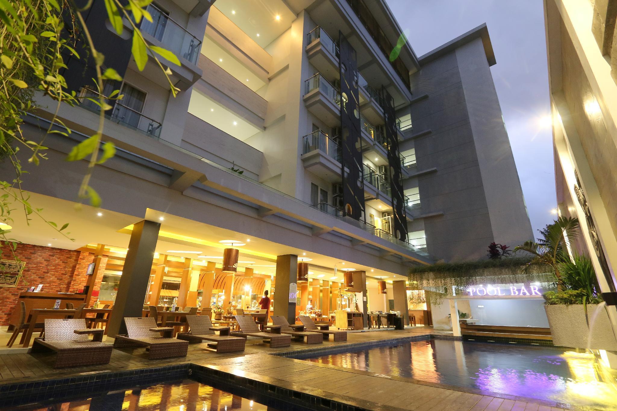 Crystal Lotus Hotel Yogyakarta Melati Exterior photo