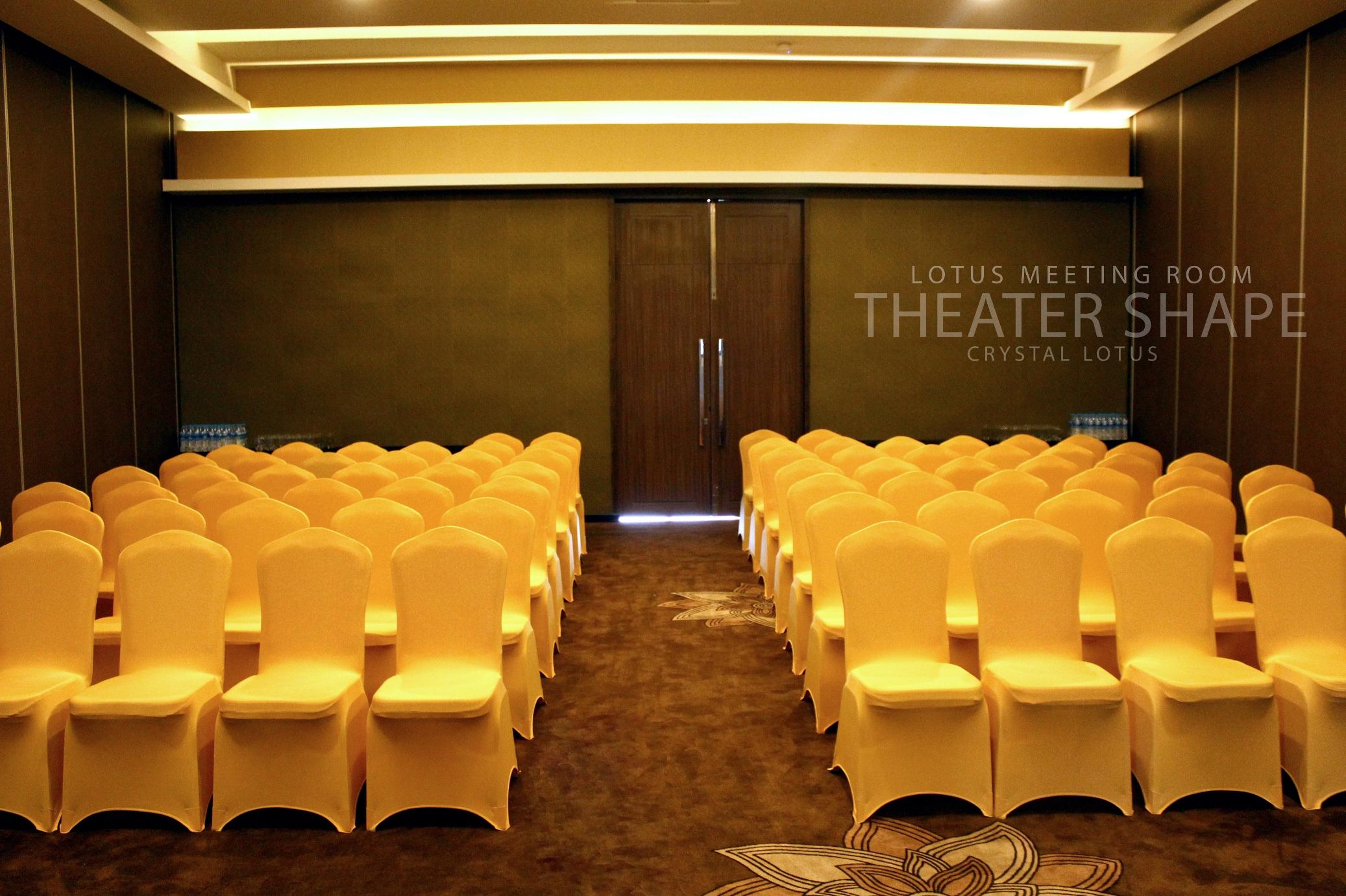 Crystal Lotus Hotel Yogyakarta Melati Exterior photo