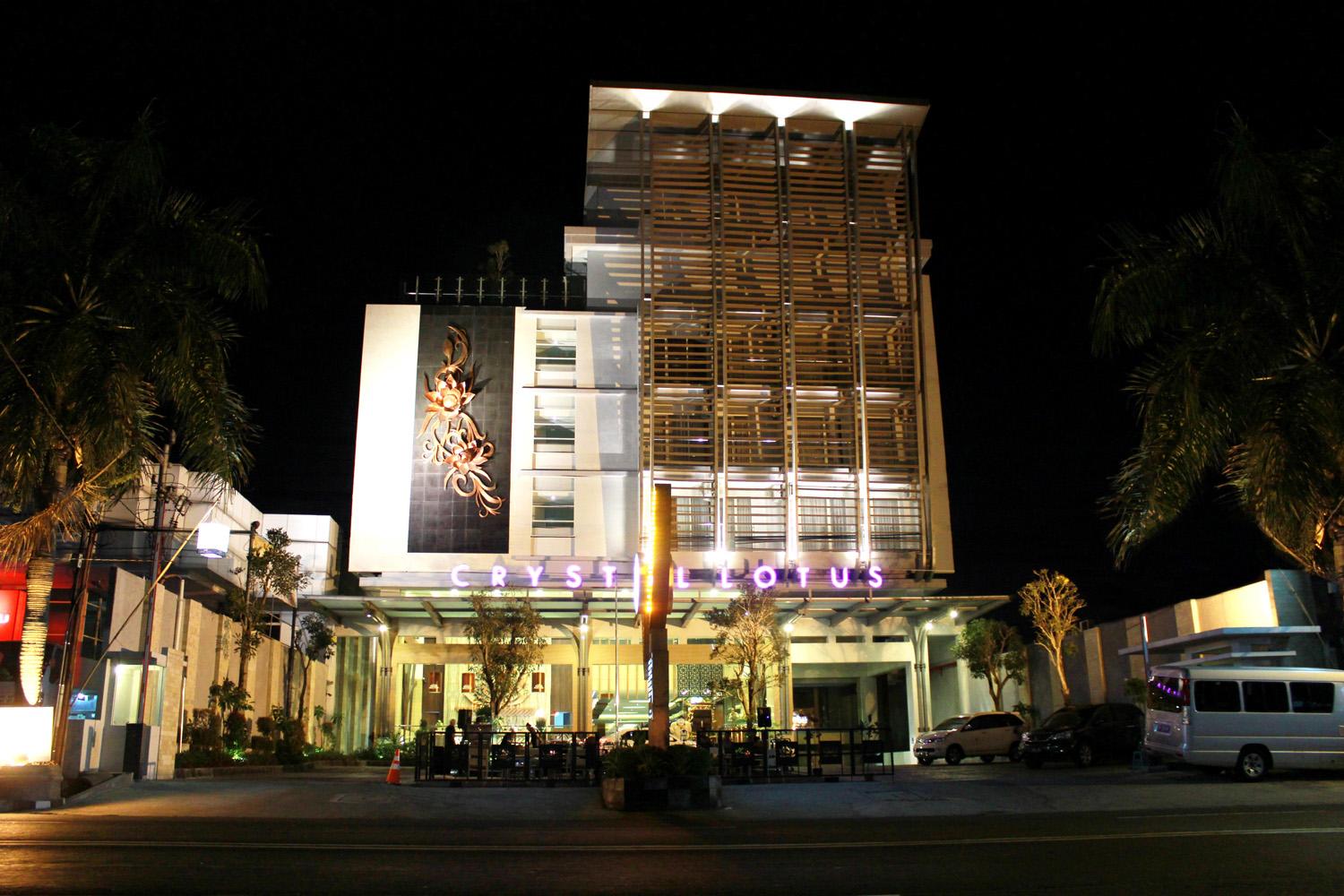 Crystal Lotus Hotel Yogyakarta Melati Exterior photo