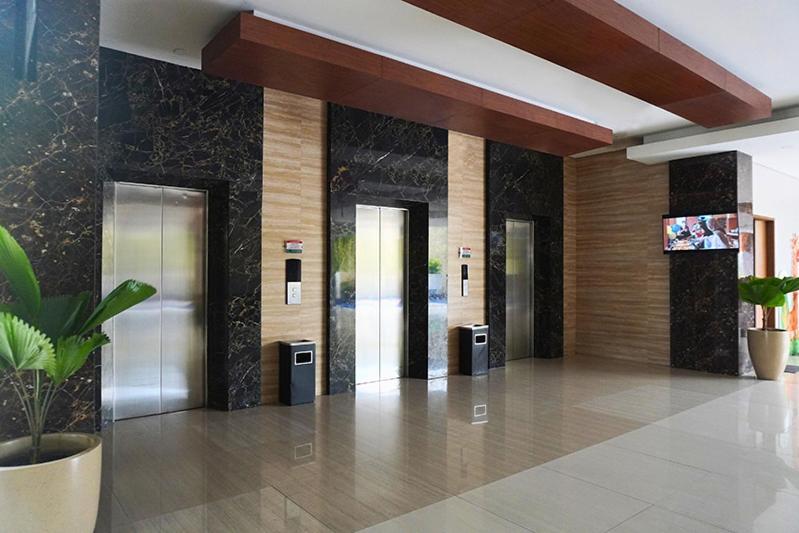 Crystal Lotus Hotel Yogyakarta Melati Exterior photo